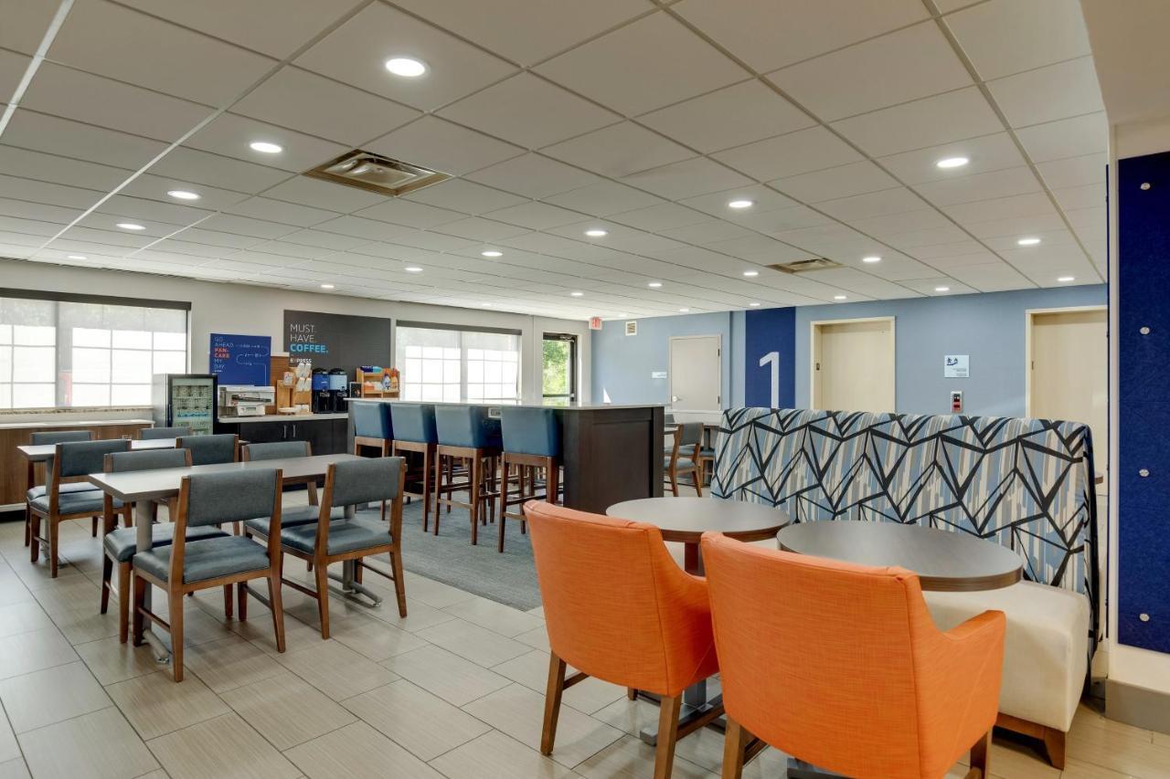 Holiday Inn Express I-95 Capitol Beltway - Largo By Ihg Εξωτερικό φωτογραφία