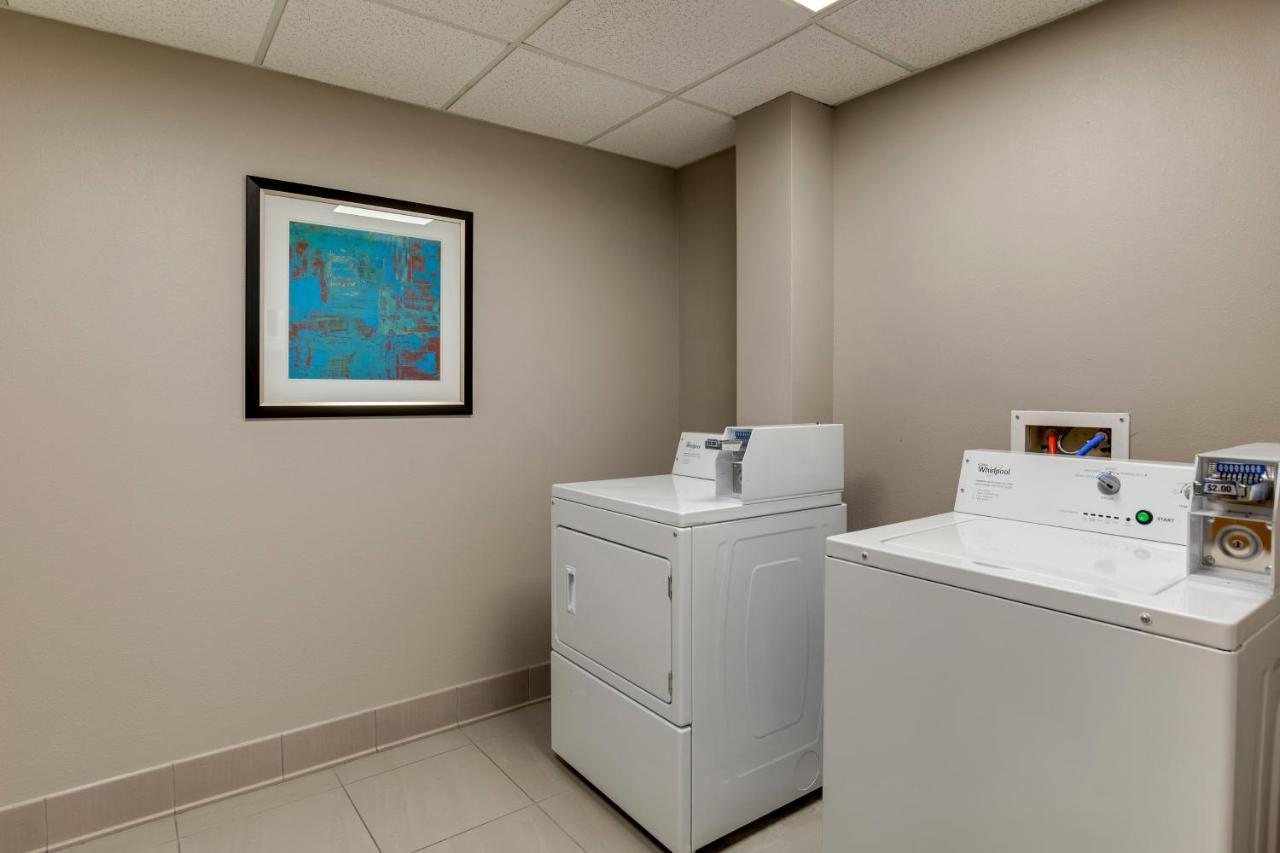 Holiday Inn Express I-95 Capitol Beltway - Largo By Ihg Εξωτερικό φωτογραφία